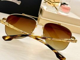 Picture of Chrome Hearts Sunglasses _SKUfw43215409fw